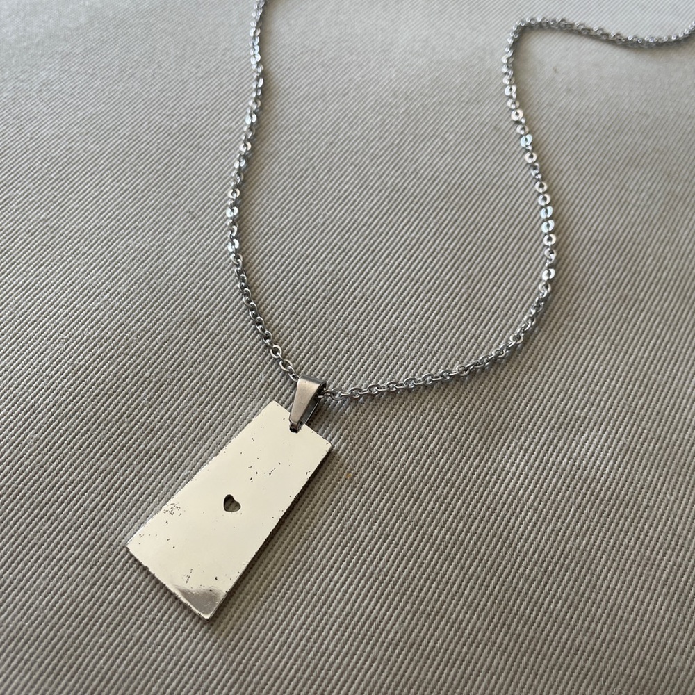 Silver Saskatchewan Heart Pendant Necklace